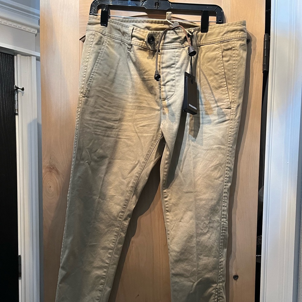Dsquared-NWT- Buttons at ankle. Leather drawstring inside